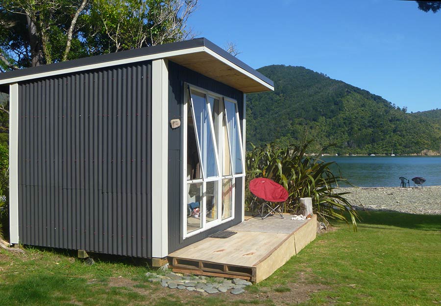 Okiwi Bay 'Nikau Nook' Pallet Cabin