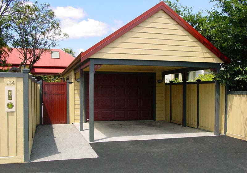 Carport & Garage