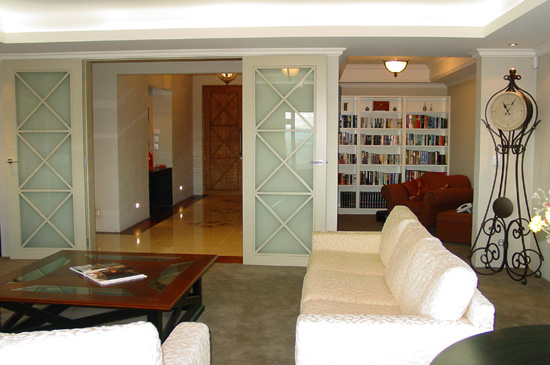 Hill Lounge
